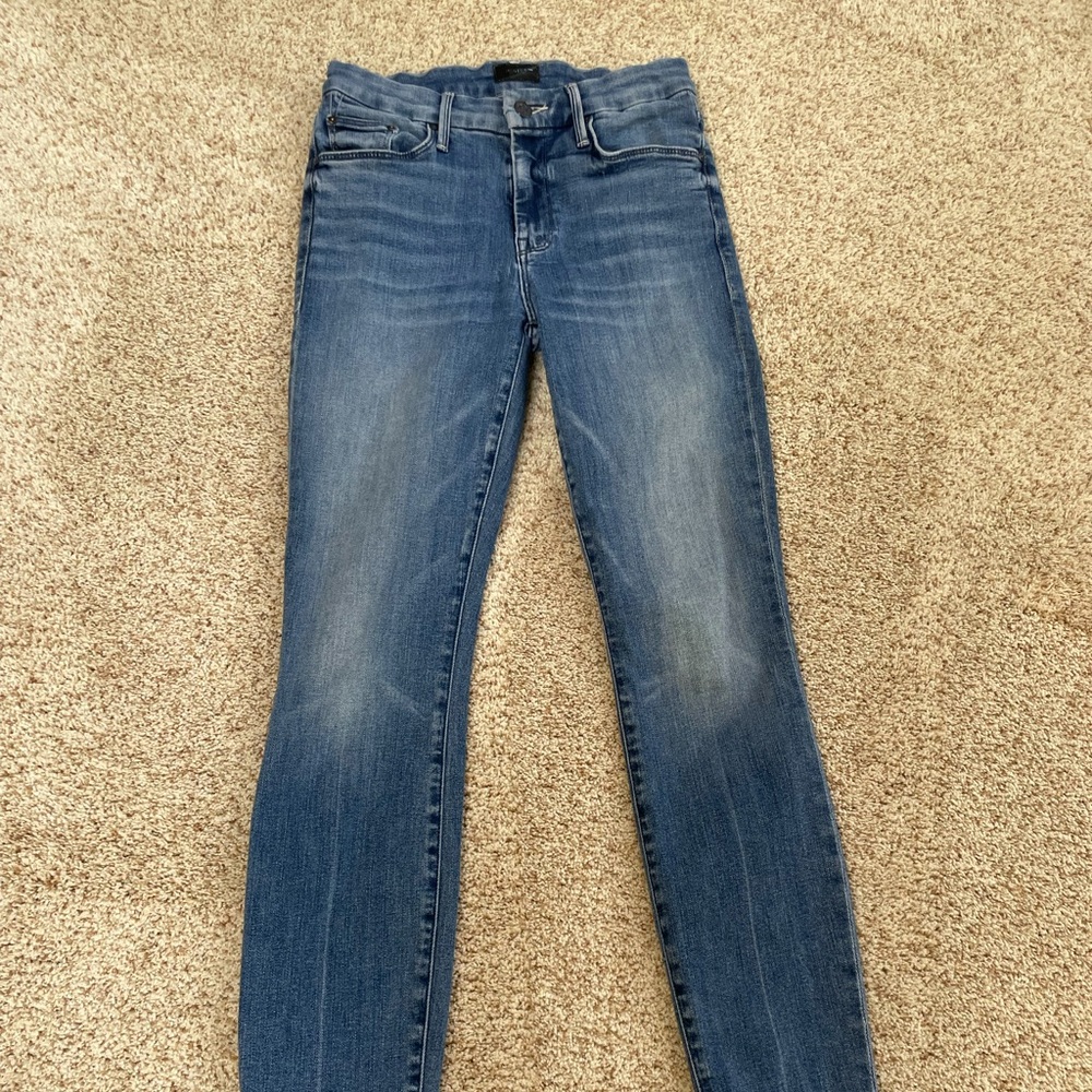 MOTHER mid rise Dazzler ankle in “We the Animals” sz. 25